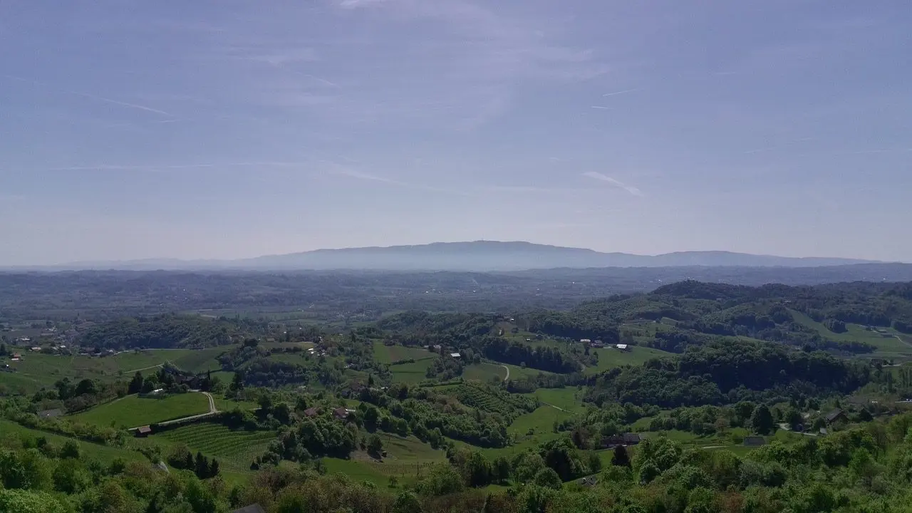 South Slovenia area – Building land and building permit for construction in Podgorje