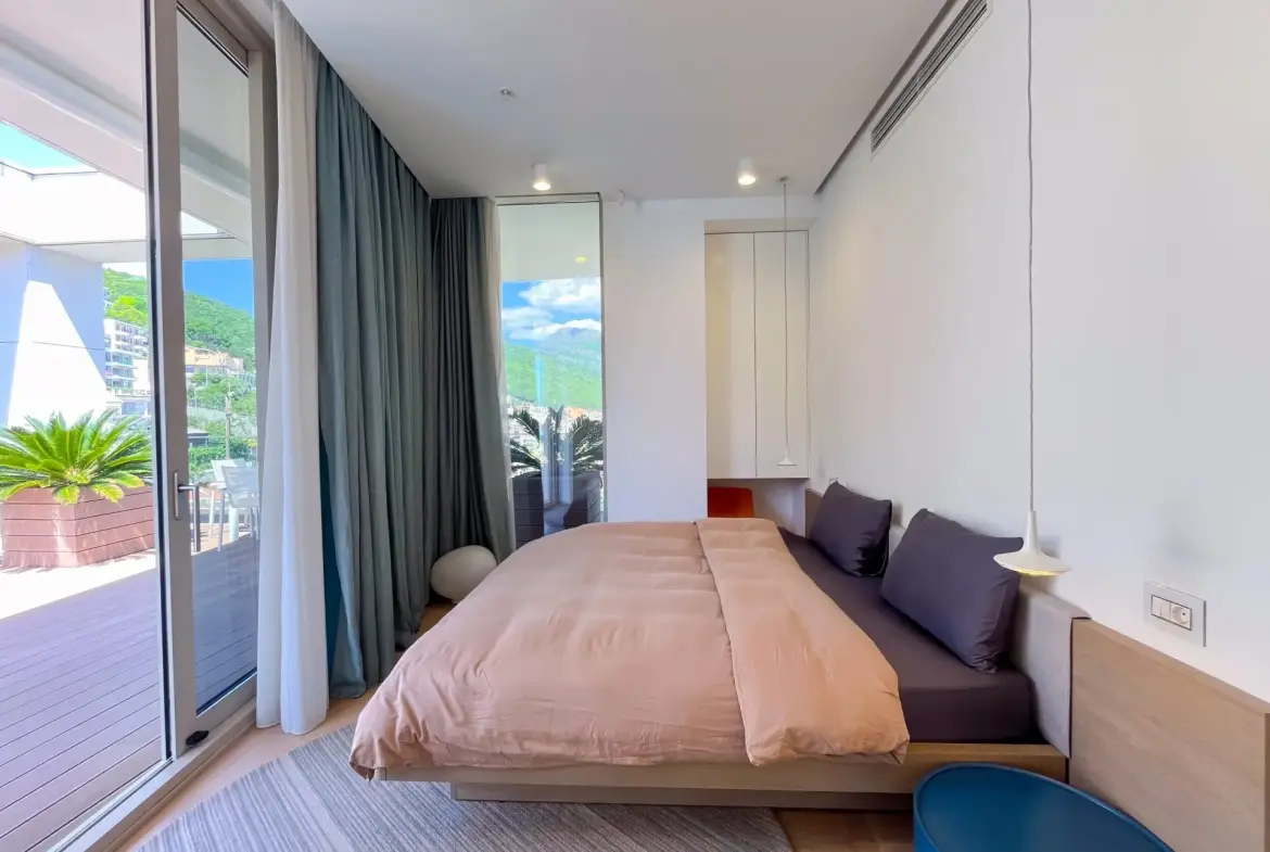 Modern three bedroom apartment