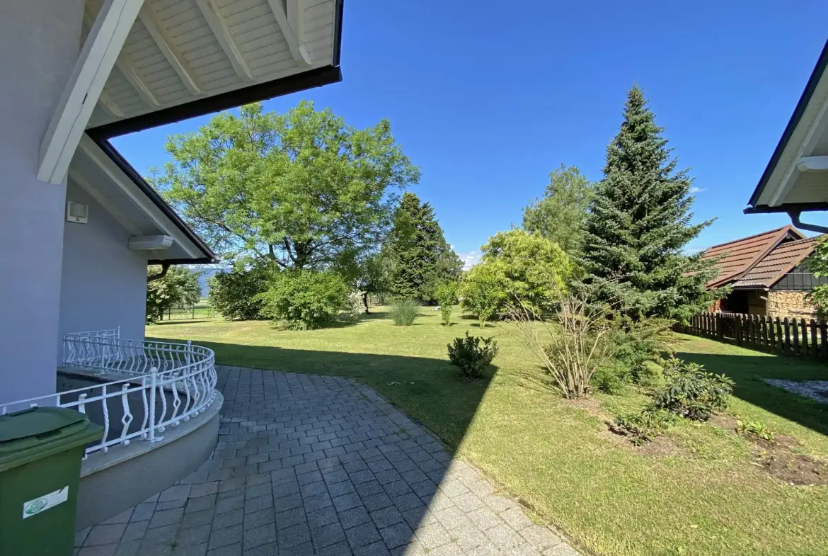 Bled area – A spectacular house with a lovely garden and a great view in Begunje