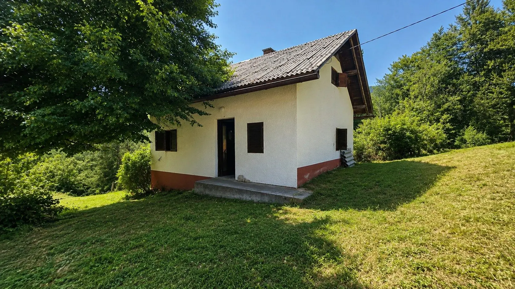 Soča area – House with Panoramic Views of the Surrounding Hills