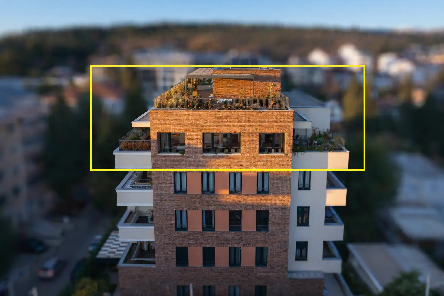 1b3cff02725d6870c6ca3c738593a35668747c4a16c078955c9690a27654d4f86abfbd7d74cf4 Luxury Penthouse with Landscaped Gardens and Panoramic Views in Gorica C, Podgorica