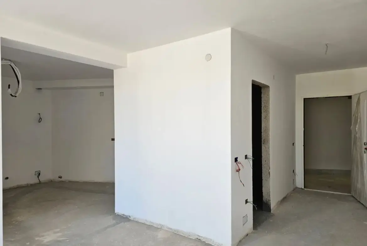 Apartment For Sale In Saranda Albania