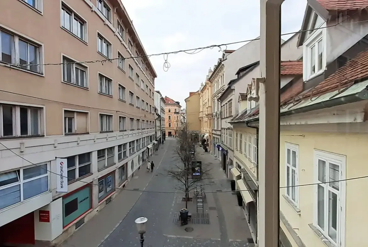 Ljubljana center – A beautiful old town apartment in exclusive location