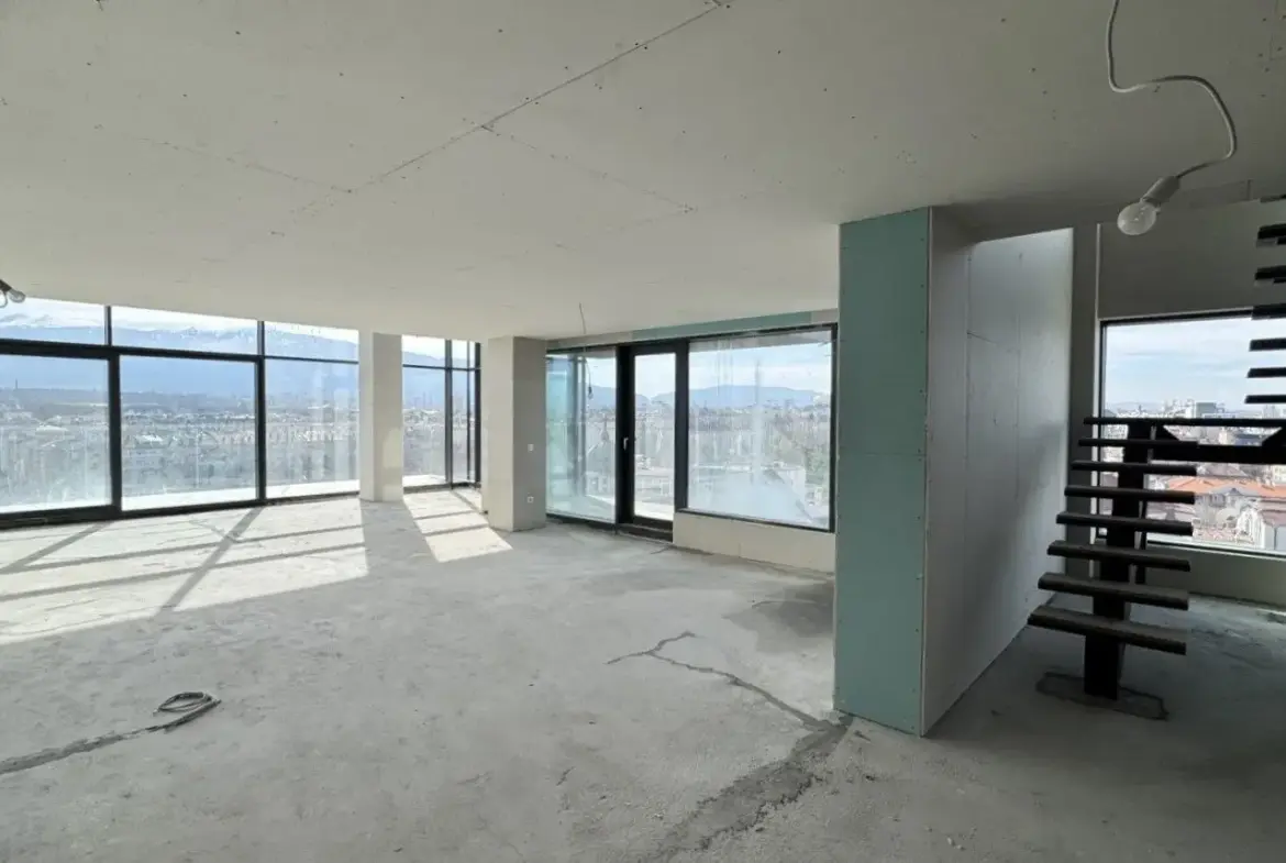 Maisonette in a luxury complex near a park for sale