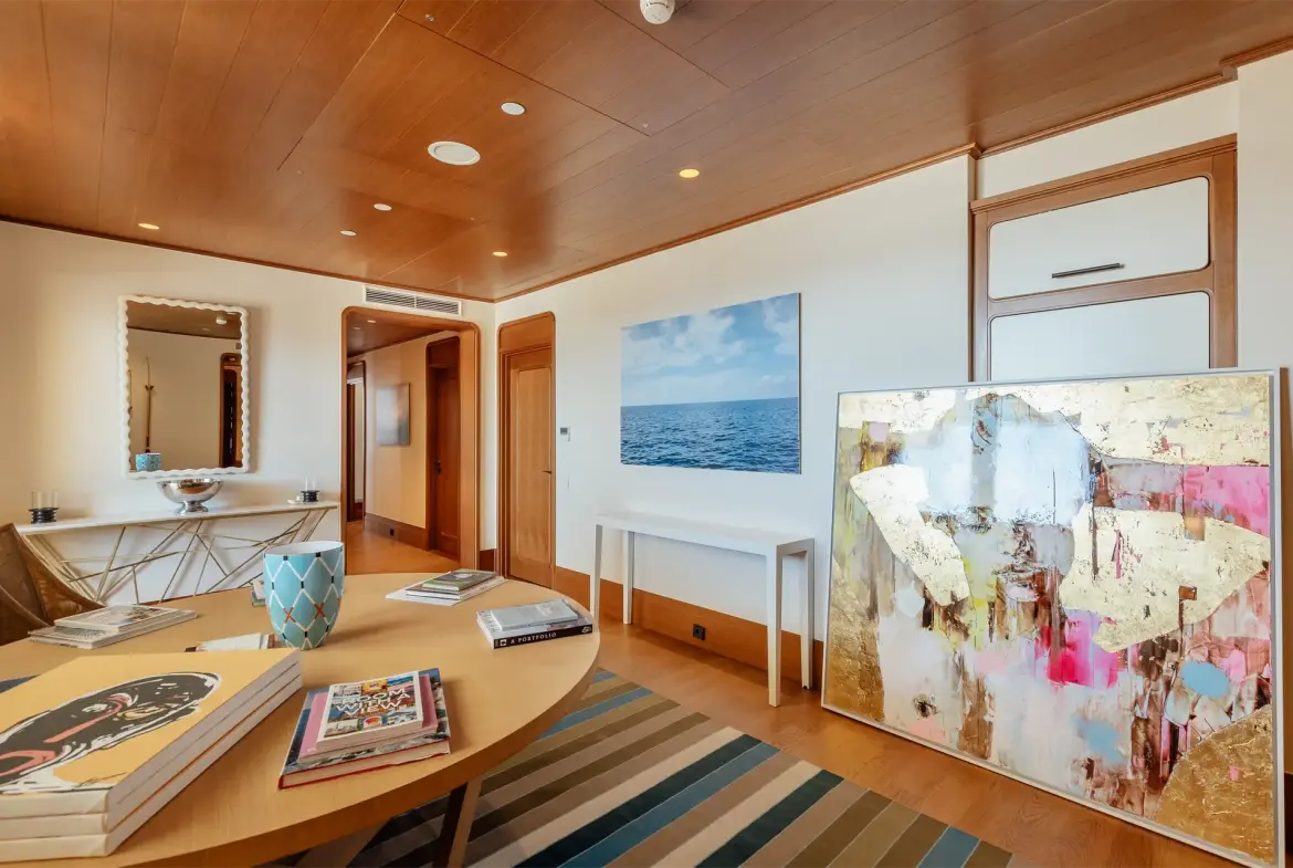 Luxurious penthouse within the Regent 5* hotel, Porto Montenegro