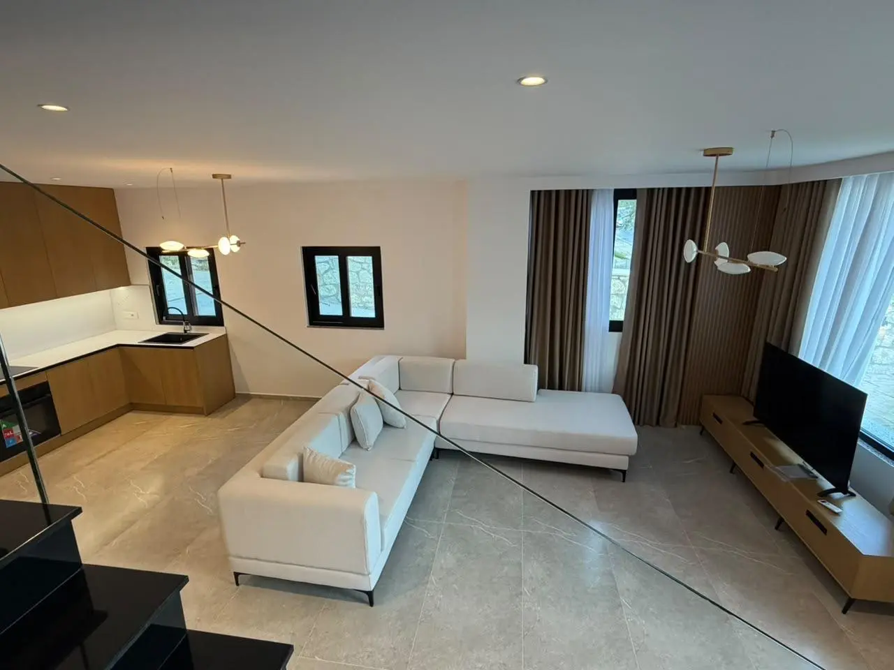1dc951f5-4fbf-4c6e-a89a-3a41350ebea2-1 Luxurious Seaview Villa 2 Borsh For Sale in Saranda, Albania