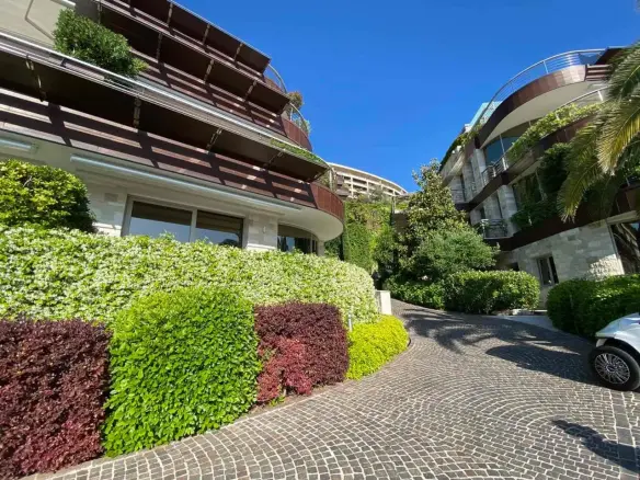 Apartment for Sale in Dukley Gardens, Budva – Waterfront Complex