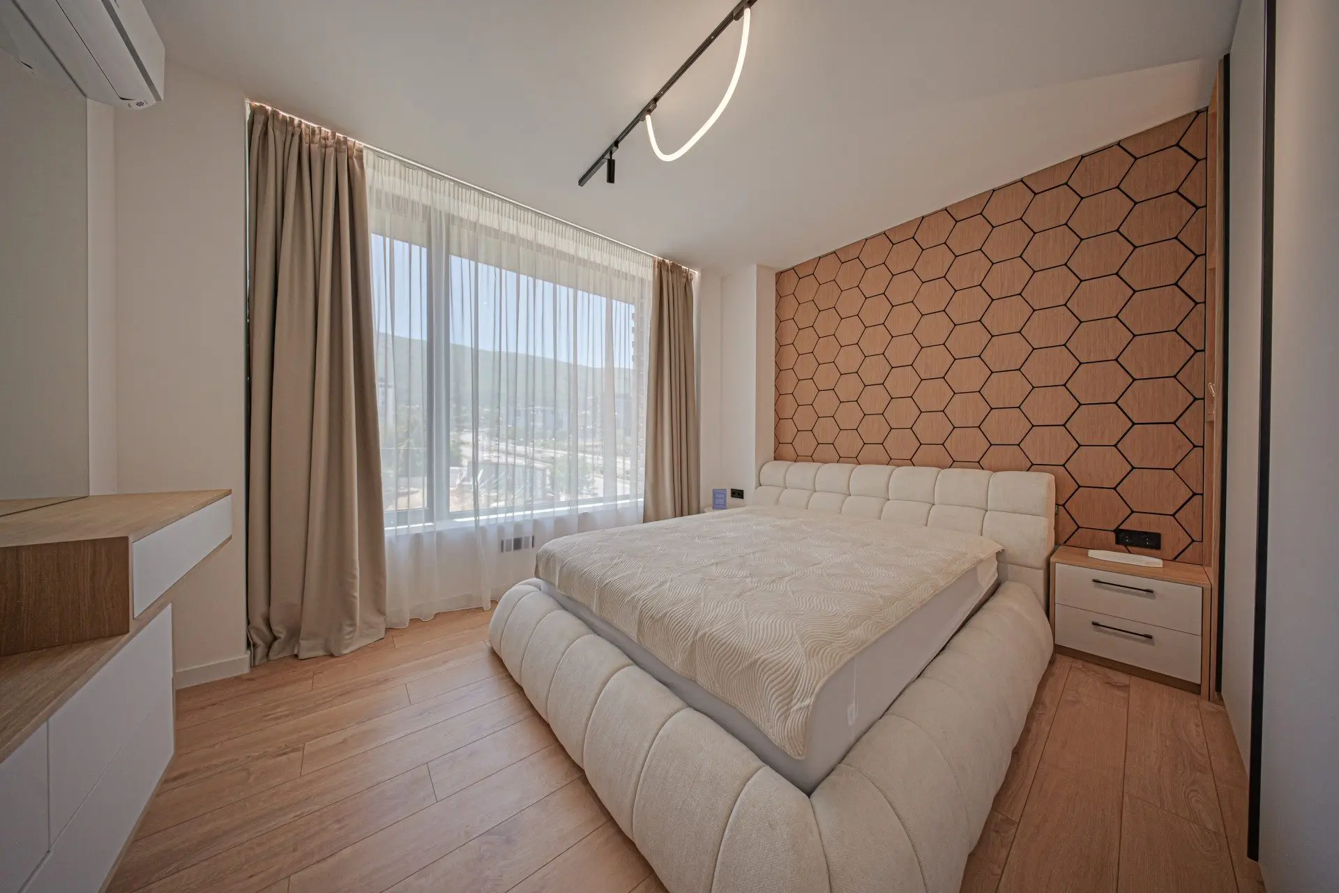 1f6f0d29846070199a0c5541b39dd462 Luxurious two-bedroom apartment in an iconic, innovative building Kosher