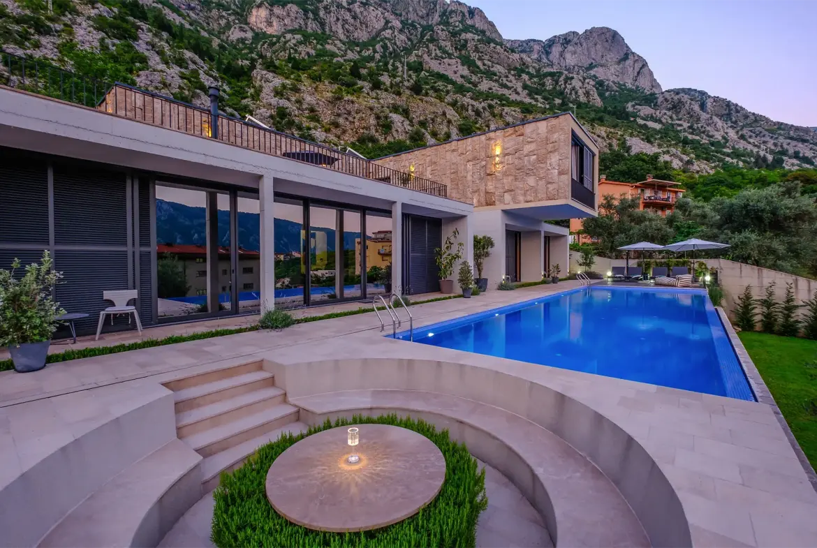 Luxury Villa with view
