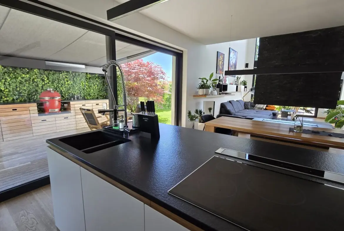 Ljubljana surroundings – Modern and Energy-Efficient Home with Unique “V”-Shaped Architecture