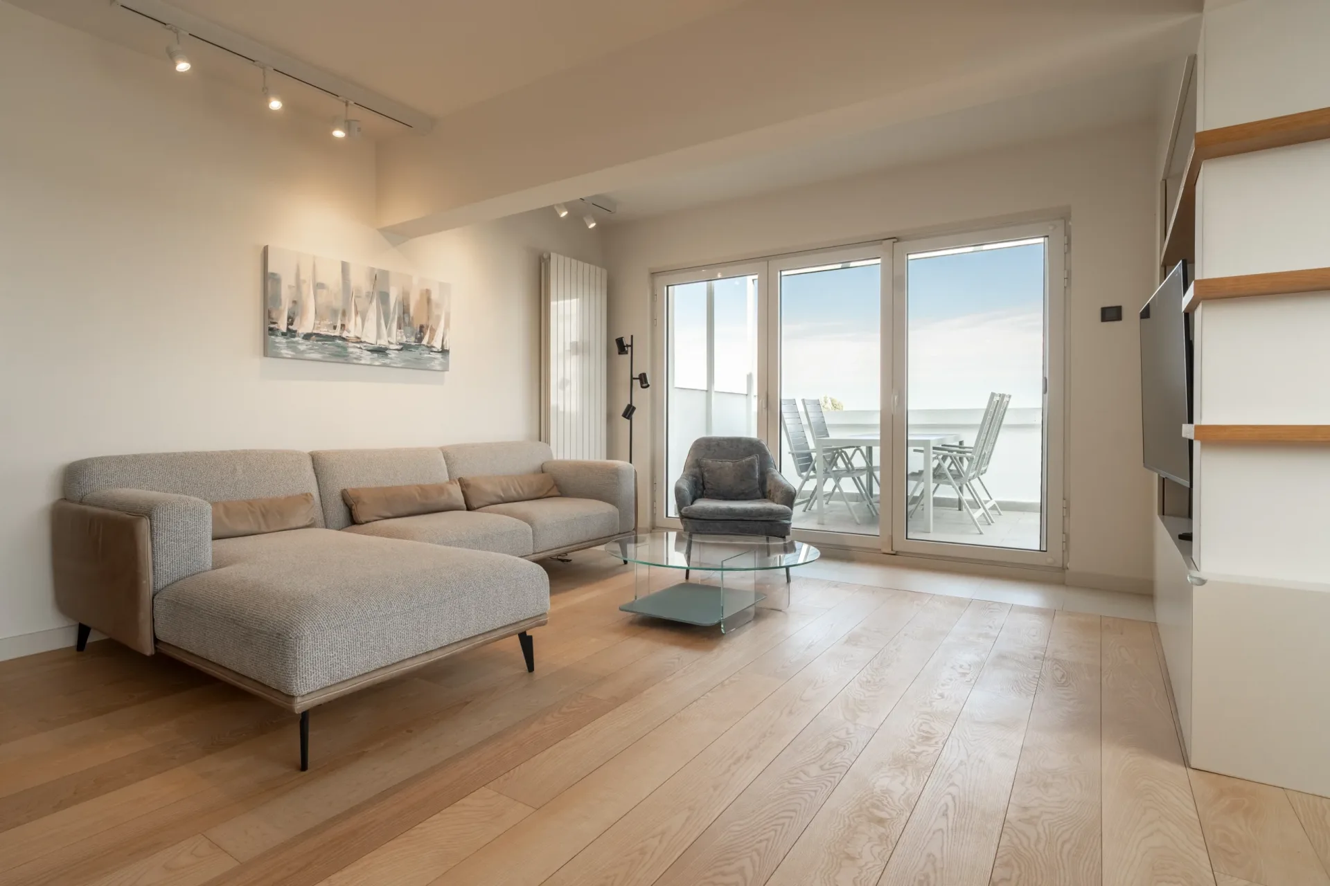 2-20-scaled-1 2-Bedroom Apartment, 105 m² – Bulevar Maršala Tolbuhina, Zemun, Belgrade