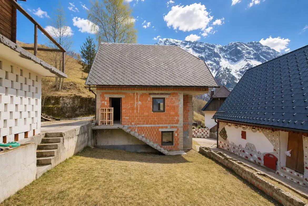 Soca Area – House in Strmec with Views of the Julian Alps