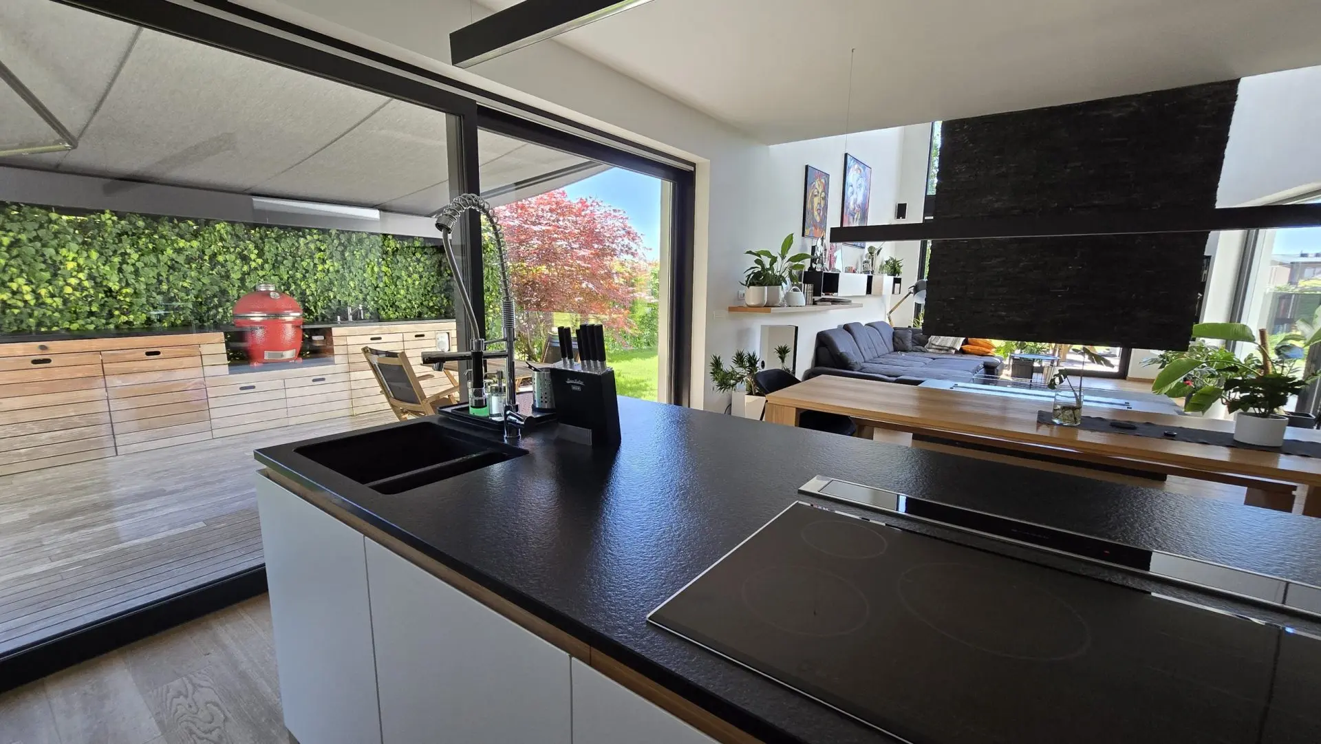 2 Ljubljana surroundings – Modern and Energy-Efficient Home with Unique “V”-Shaped Architecture