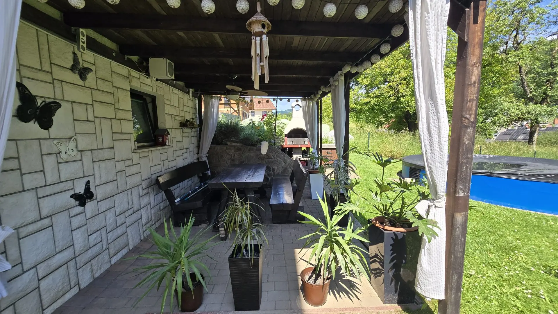 Škofja Loka Area – Spacious Family House with Beautiful Views and Large Garden in Gorenja Vas