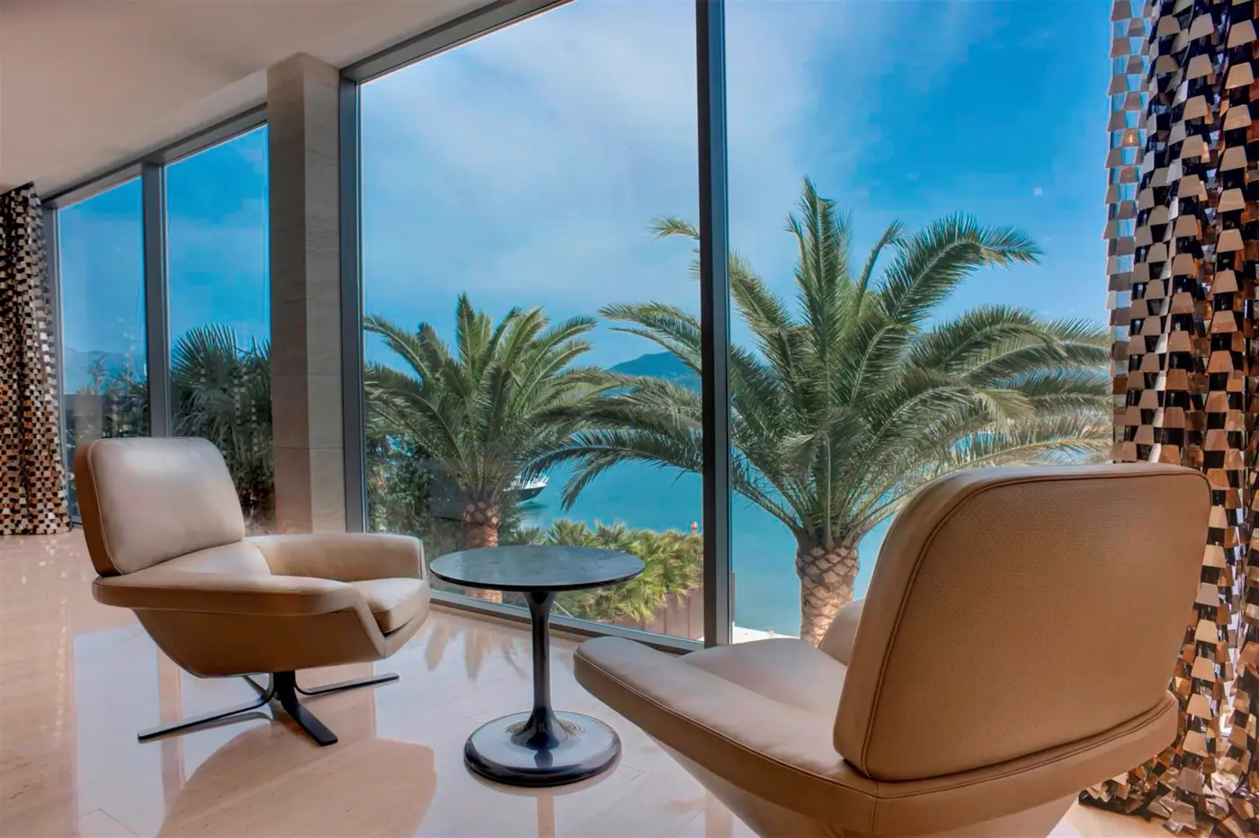 Luxurious complex of villas with a private pontoon, Đuraševići, Tivat