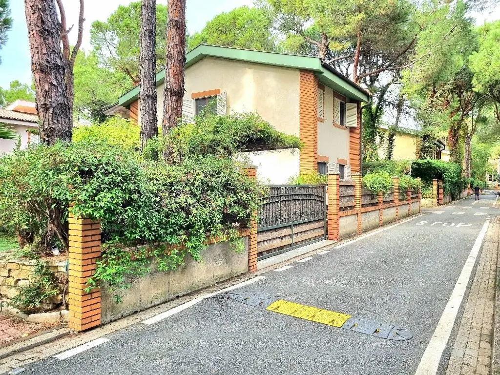Villa For Sale In Golem Durres Albania