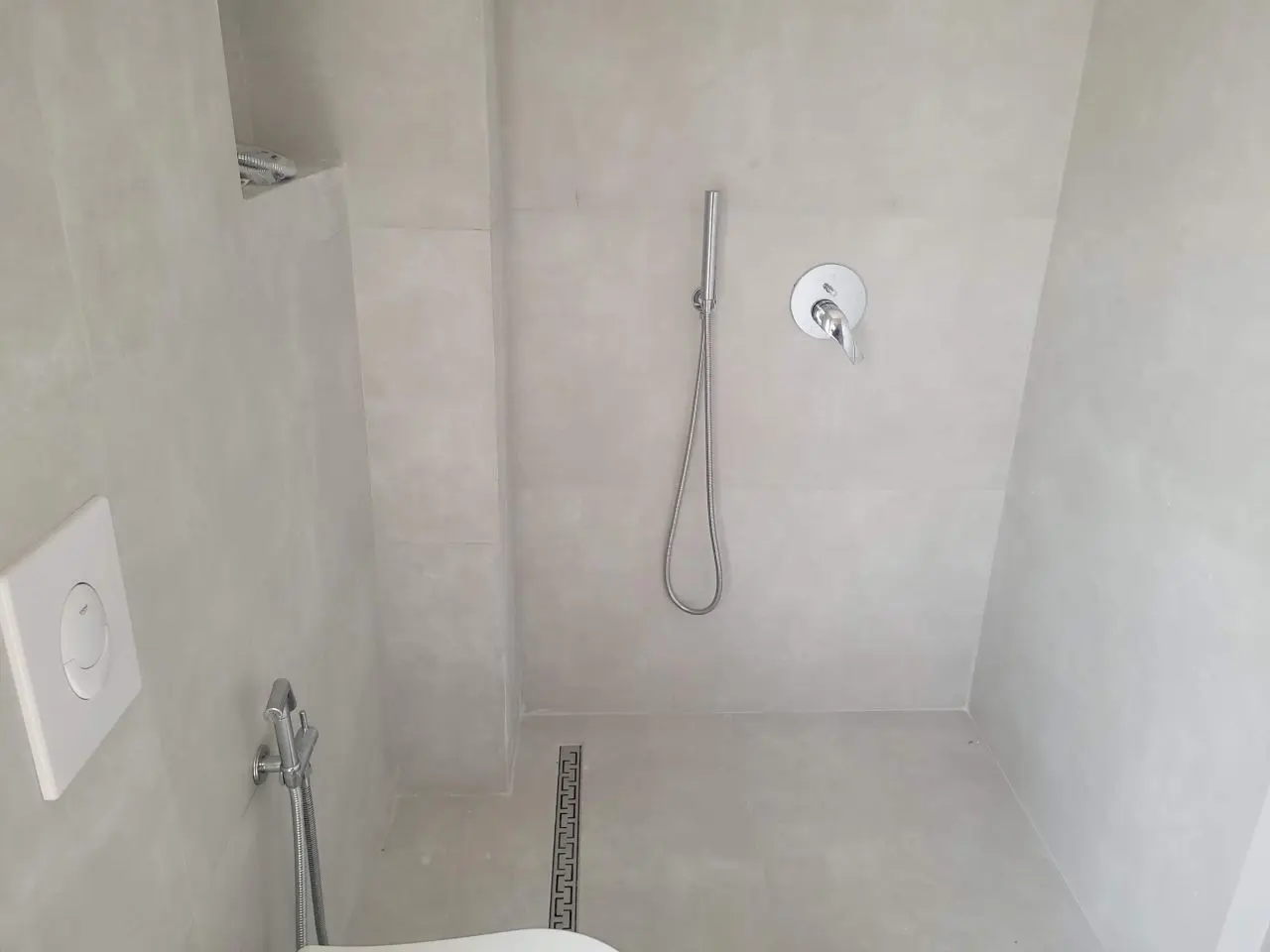 Villa In Albania For Sale In Golem Durres Close To The Beach