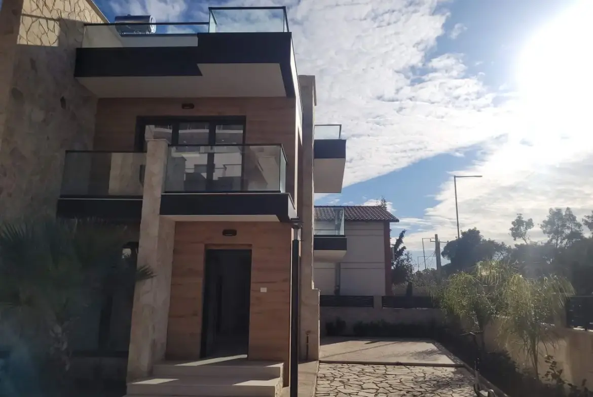 Villa In Albania For Sale In Golem Durres Close To The Beach