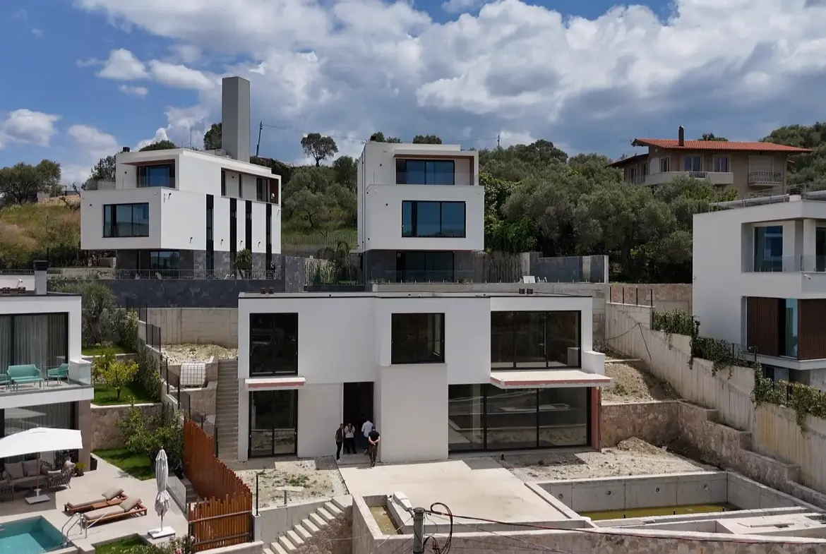 Exclusive Luxury Villa for Sale near Radisson Collection, Sauk – 486 m² Villa with Private Pool & Approved Project