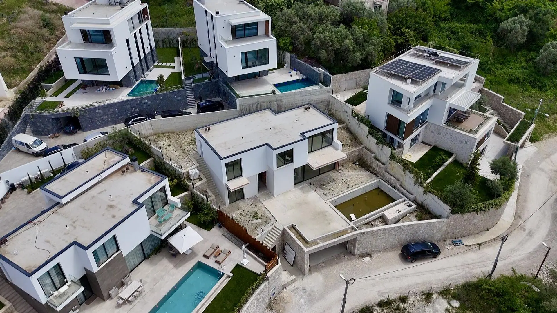 Exclusive Luxury Villa for Sale near Radisson Collection, Sauk – 486 m² Villa with Private Pool & Approved Project