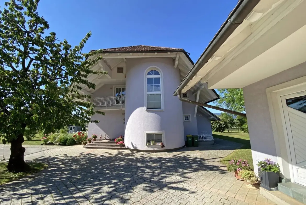 Bled area – A spectacular house with a lovely garden and a great view in Begunje
