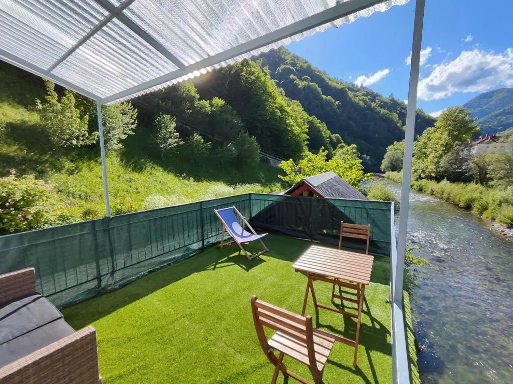 Idrija Area – Charming Riverside House