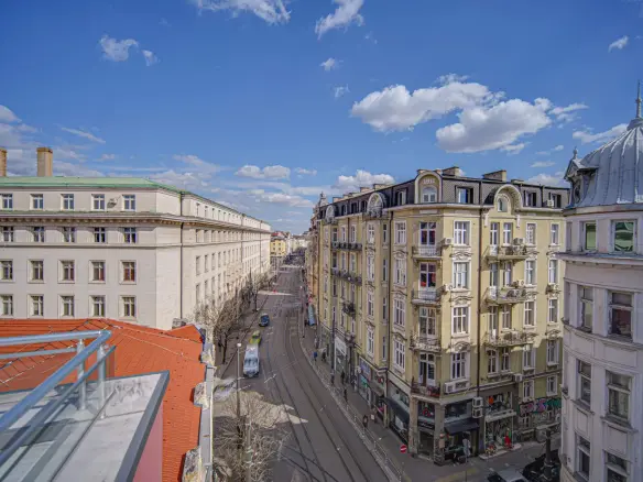 Exclusive penthouse in the city center with amazing views