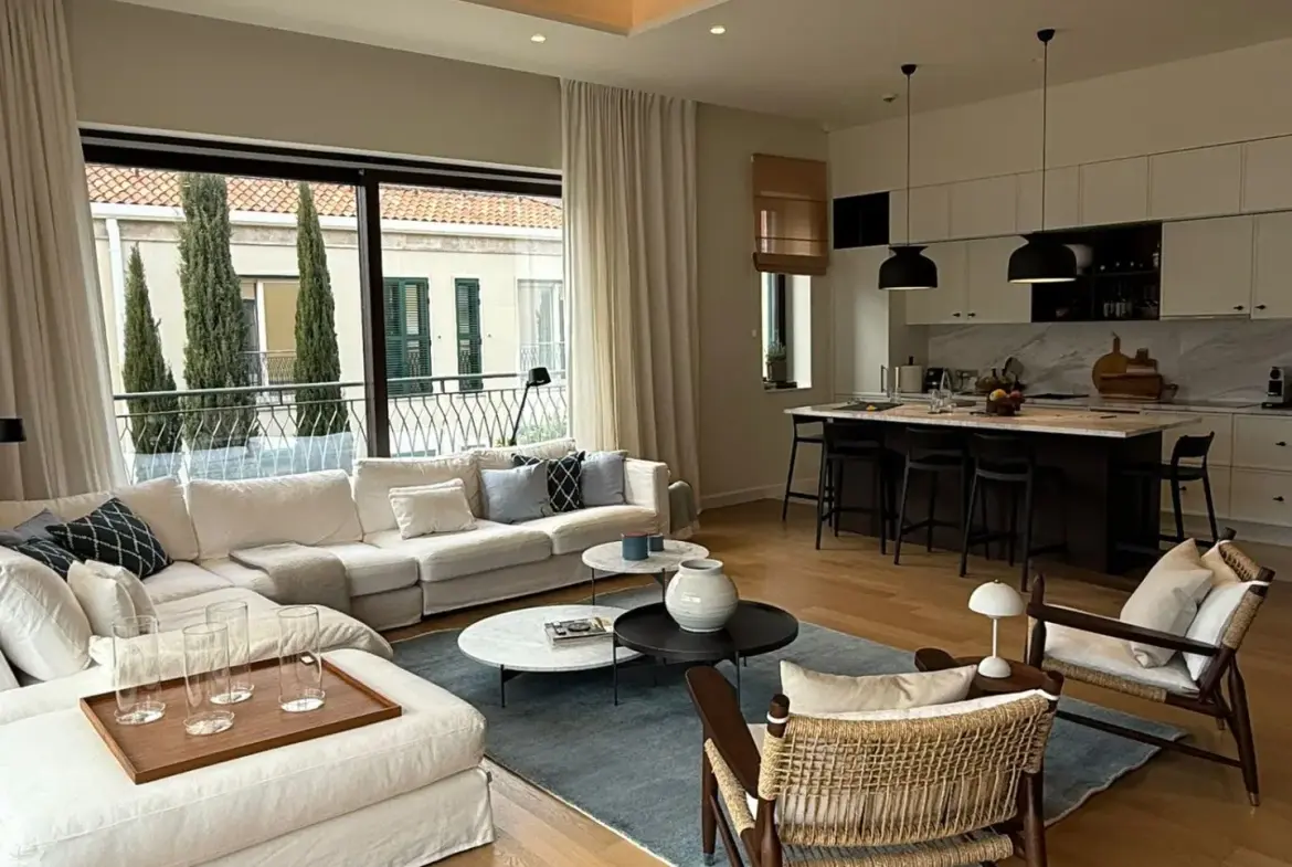 Three-Bedroom Apartment, Portonovi