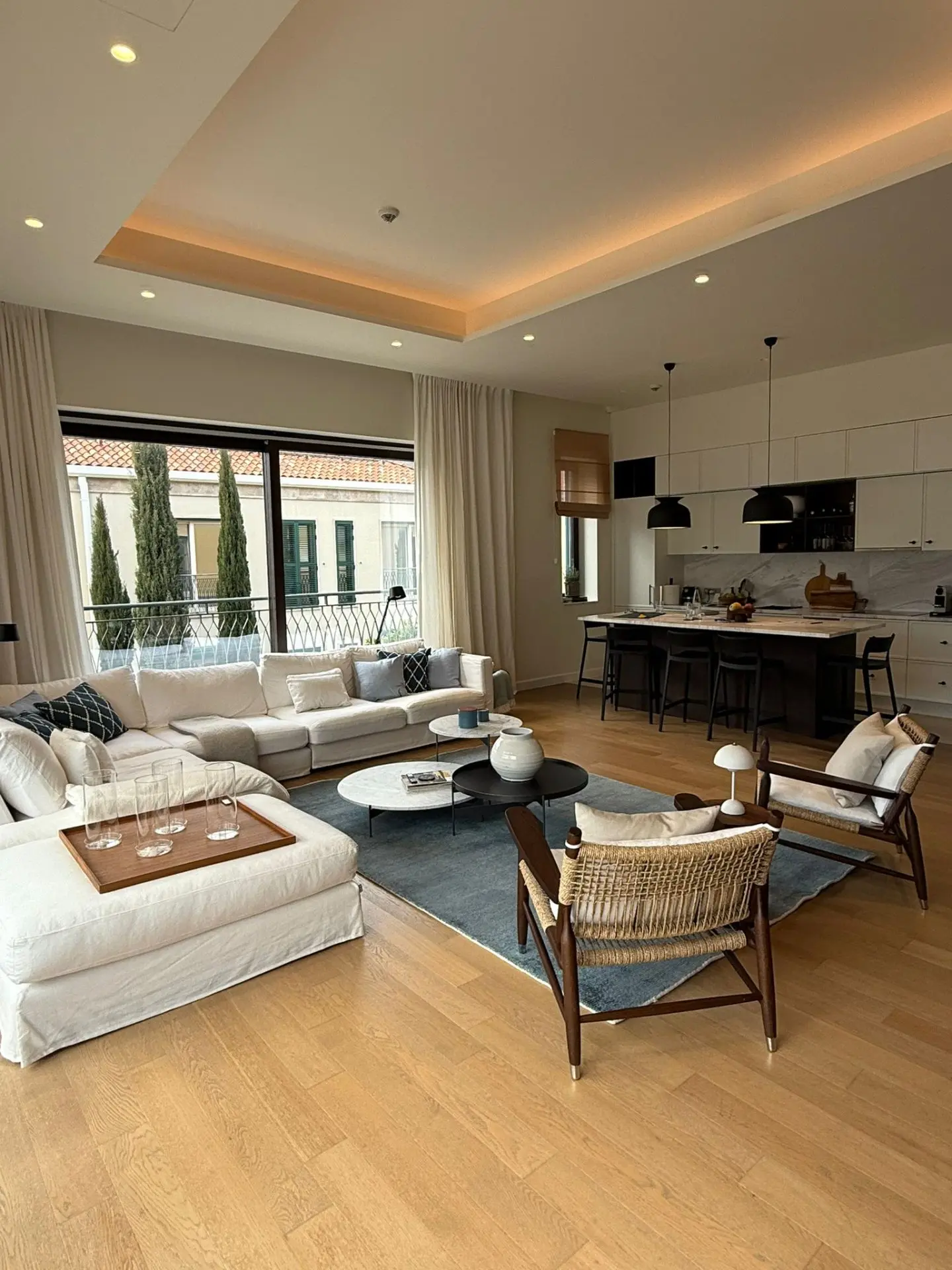 Three-Bedroom Apartment, Portonovi