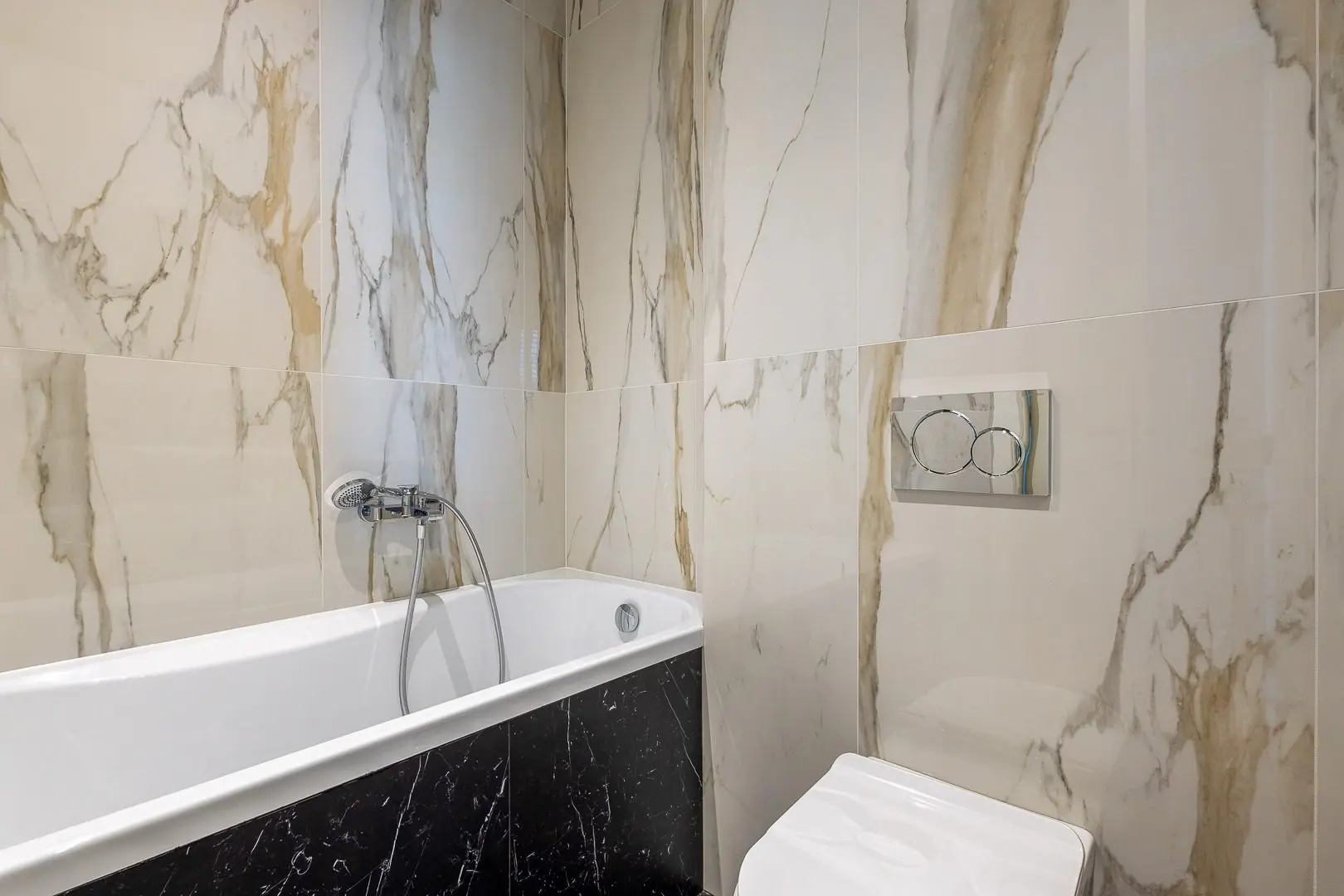 3-Bedroom Apartment, 184 m² – Green Hill, Savski venac, Belgrade