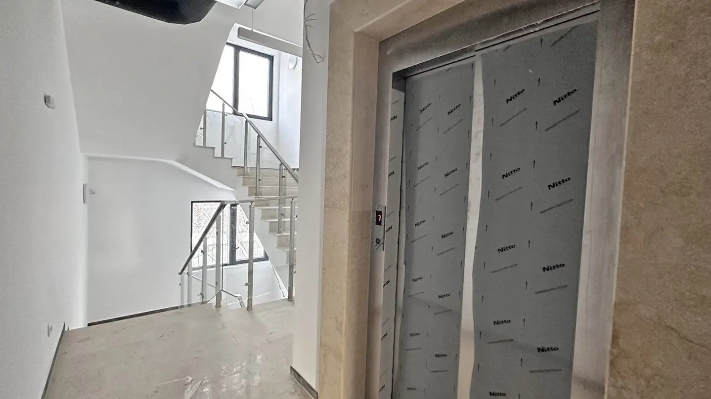 High end new boutique business building for sale