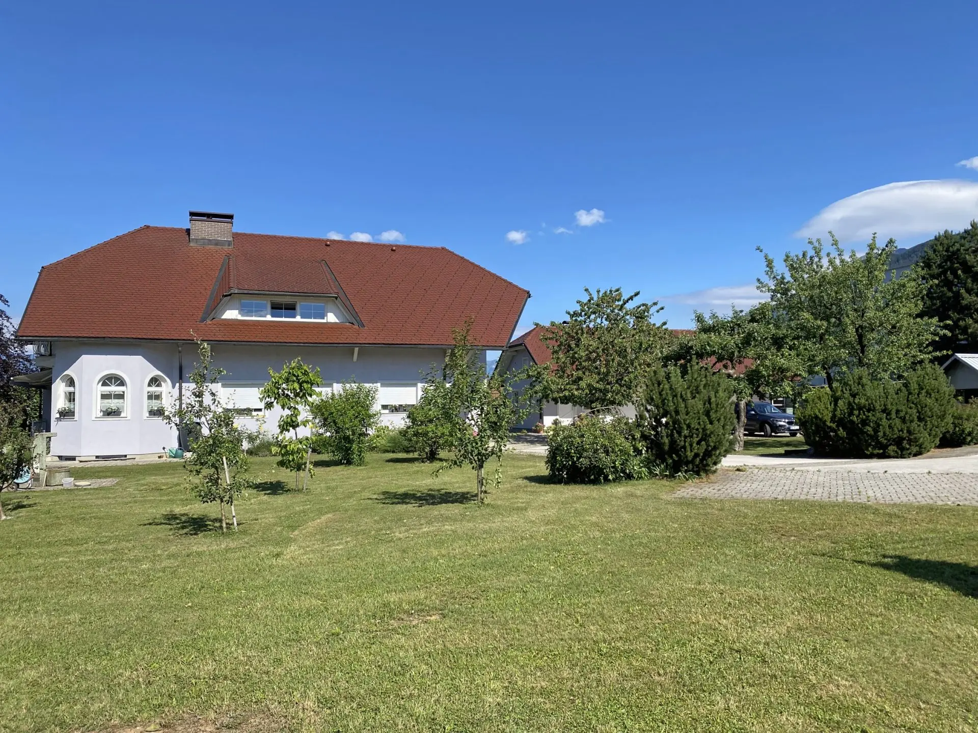 Bled area – A spectacular house with a lovely garden and a great view in Begunje
