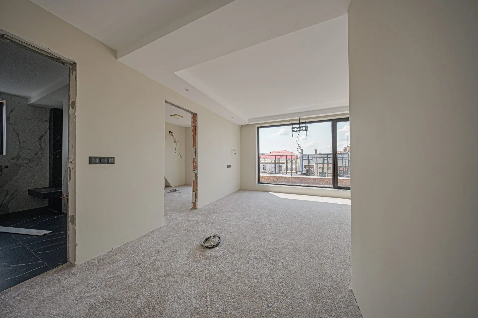 Spacious apartment with amazing views of the city in the Center for sale