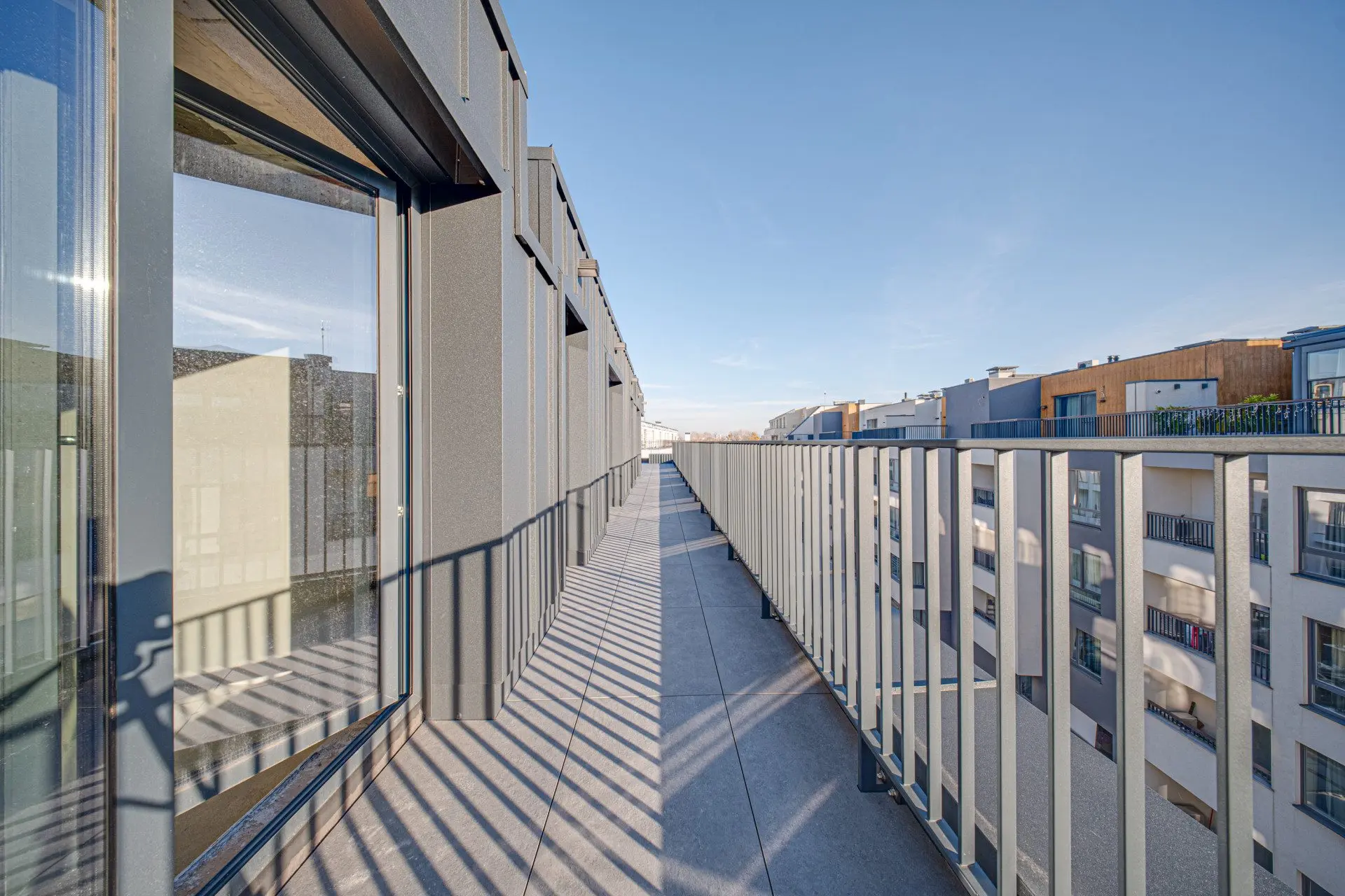 Three-bedroom apartment in a new complex near Paradise Mall