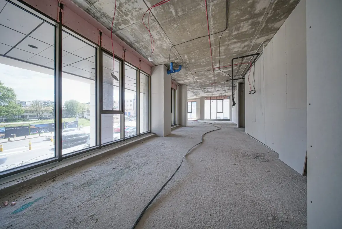 Office in a new elegant building on Cherni Vrah Blvd. for sale