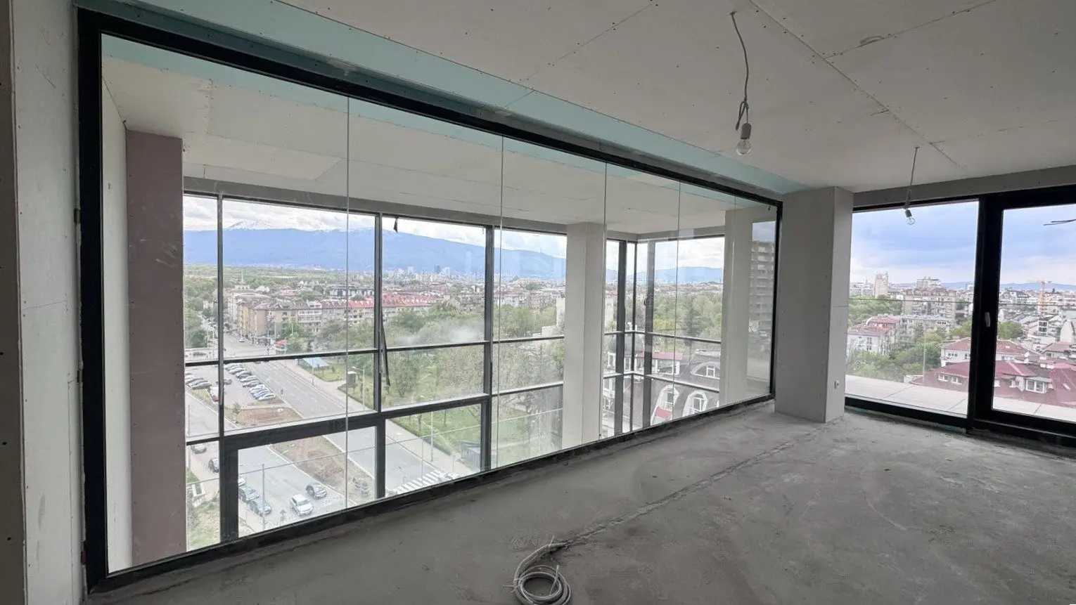 Maisonette in a luxury complex near a park for sale