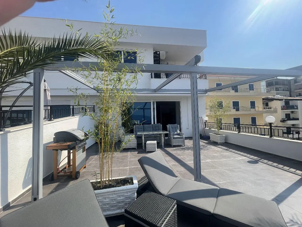 WONDERFUL PENTHOUSE FOR SALE IN SARANDA