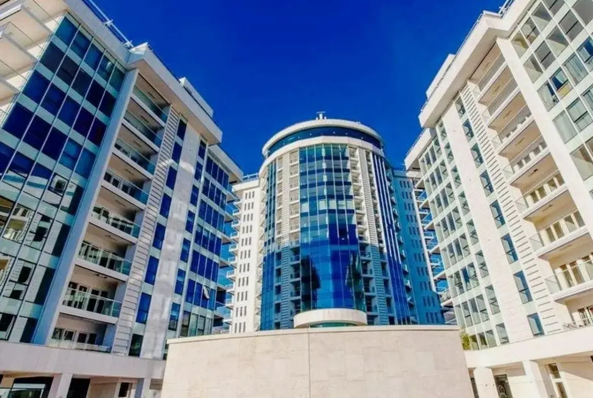 Budva apartment in the complex Tre Kanne