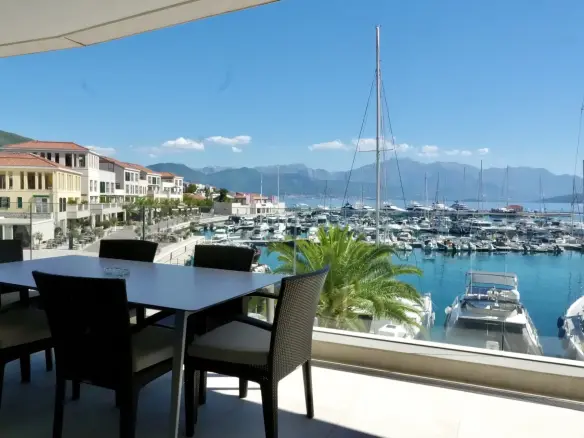 Luxury two-bedroom apartment in Portonovi Marina Village