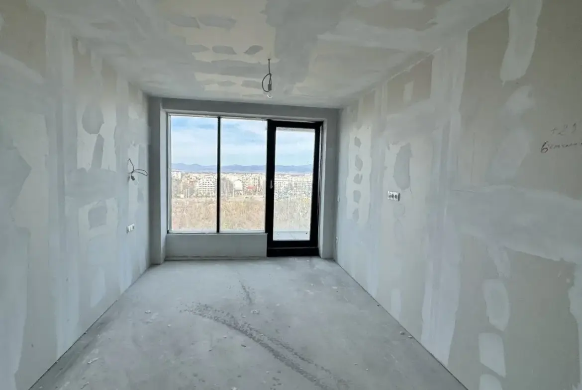 Two-bedroom apartment in a luxury complex near Zaimov Park