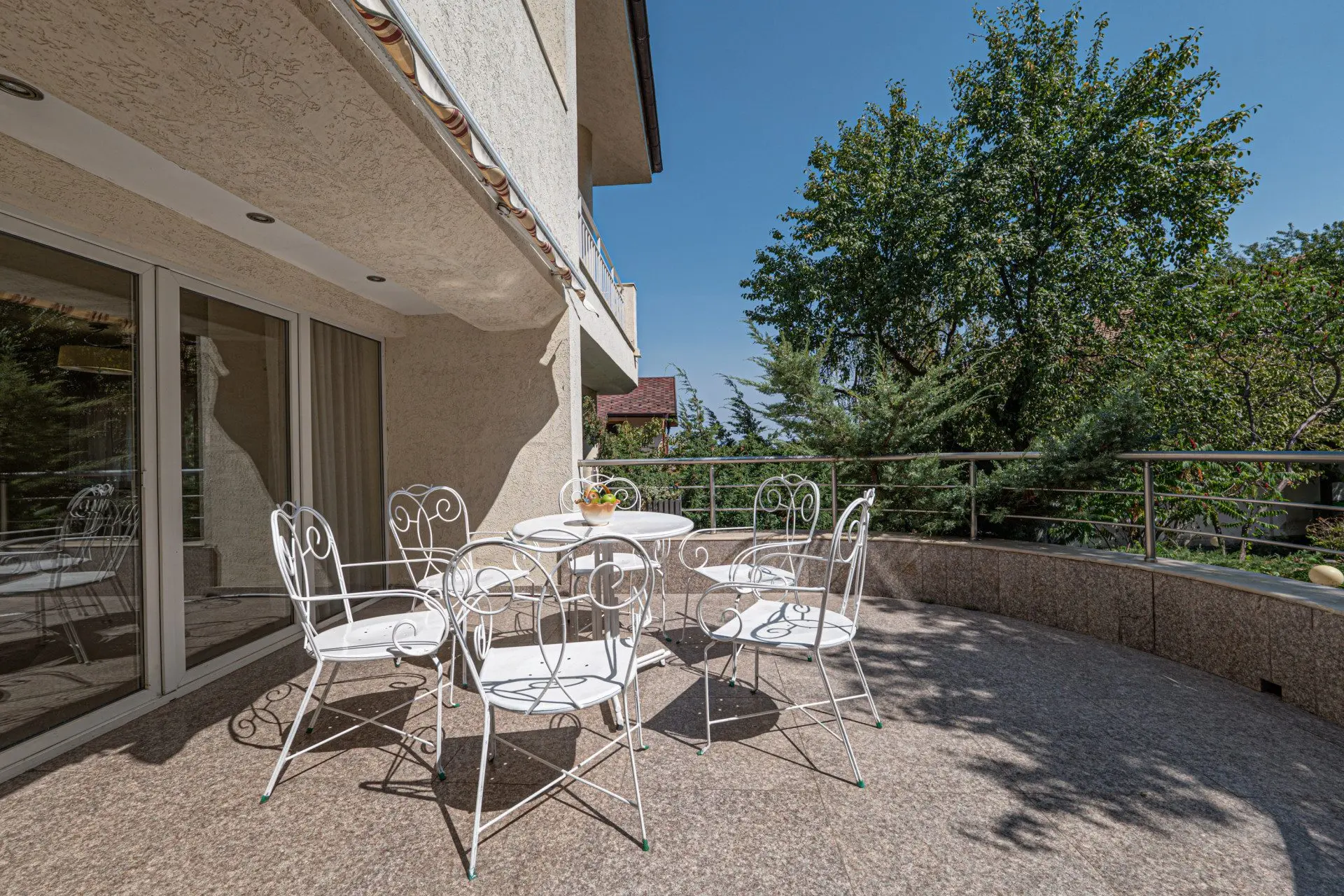 Family house with panoramic views, 1000 sq m yard, swimming pool and spa area in Simeonovo for sale