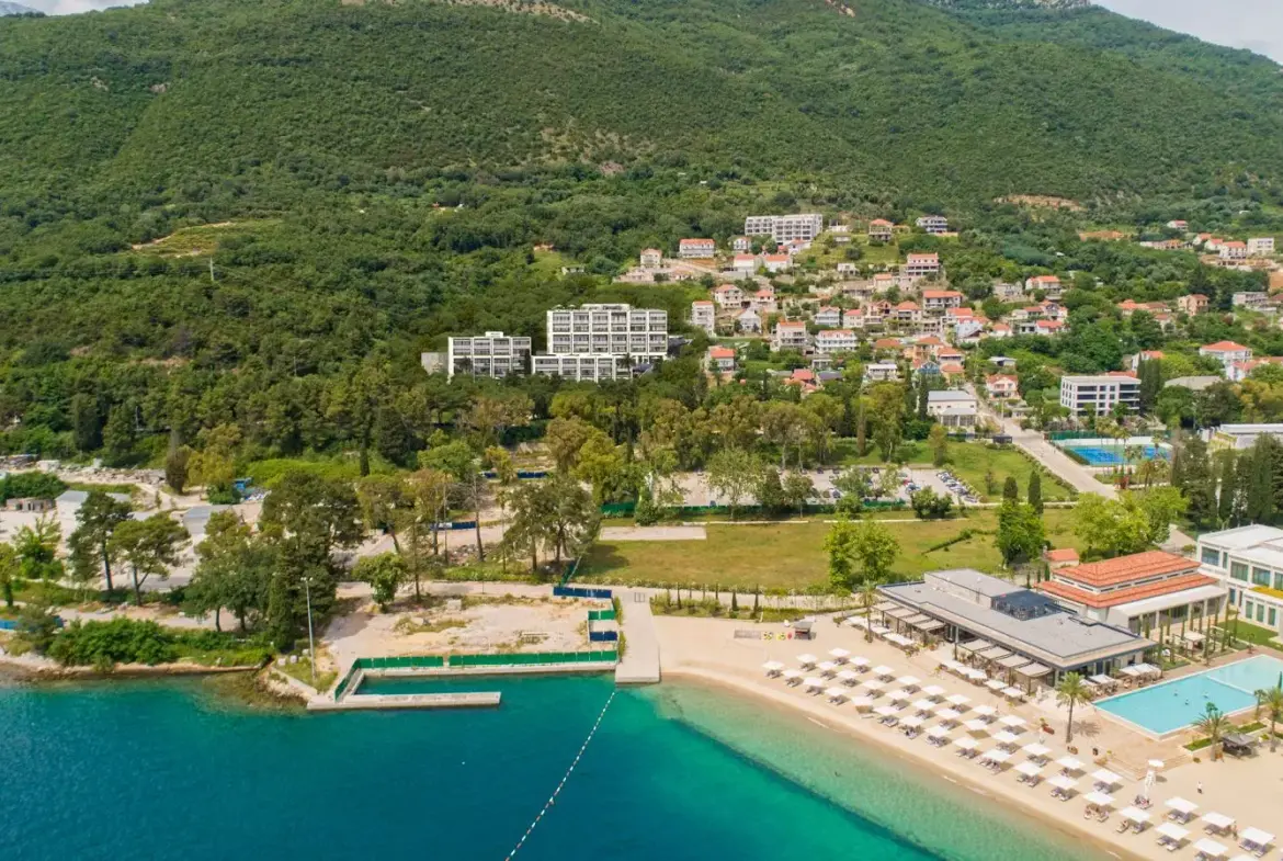 Maya Adriatic, Herceg Novi