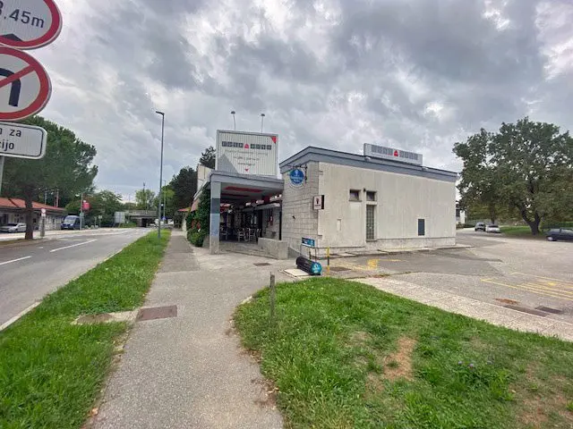 Nova Gorica Area – A restaurant on the Italian border