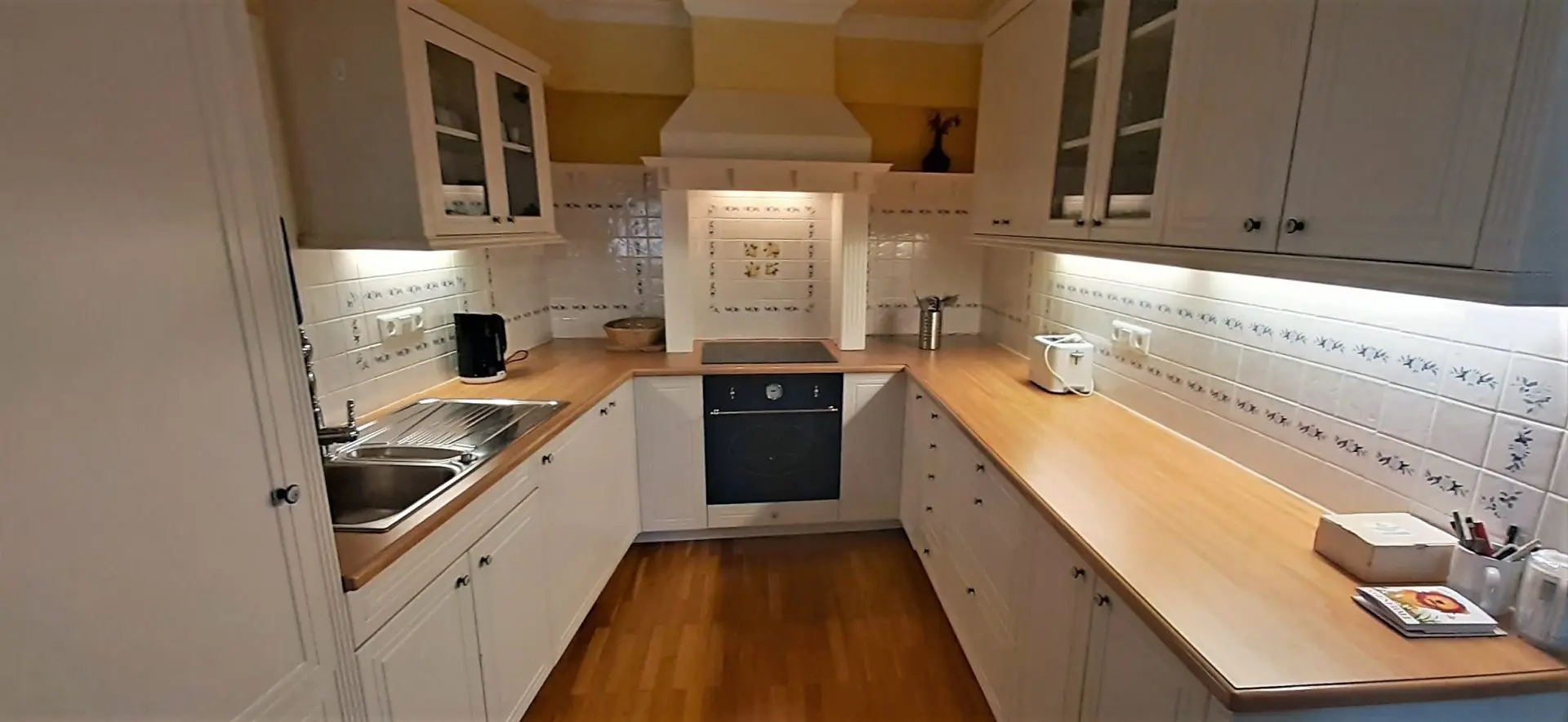 Ljubljana center – A beautiful old town apartment in exclusive location