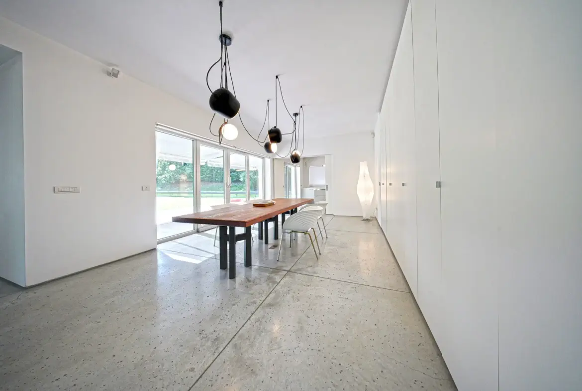 An exceptional property with a massive house in Boyana district, near Sequoia St. for sale