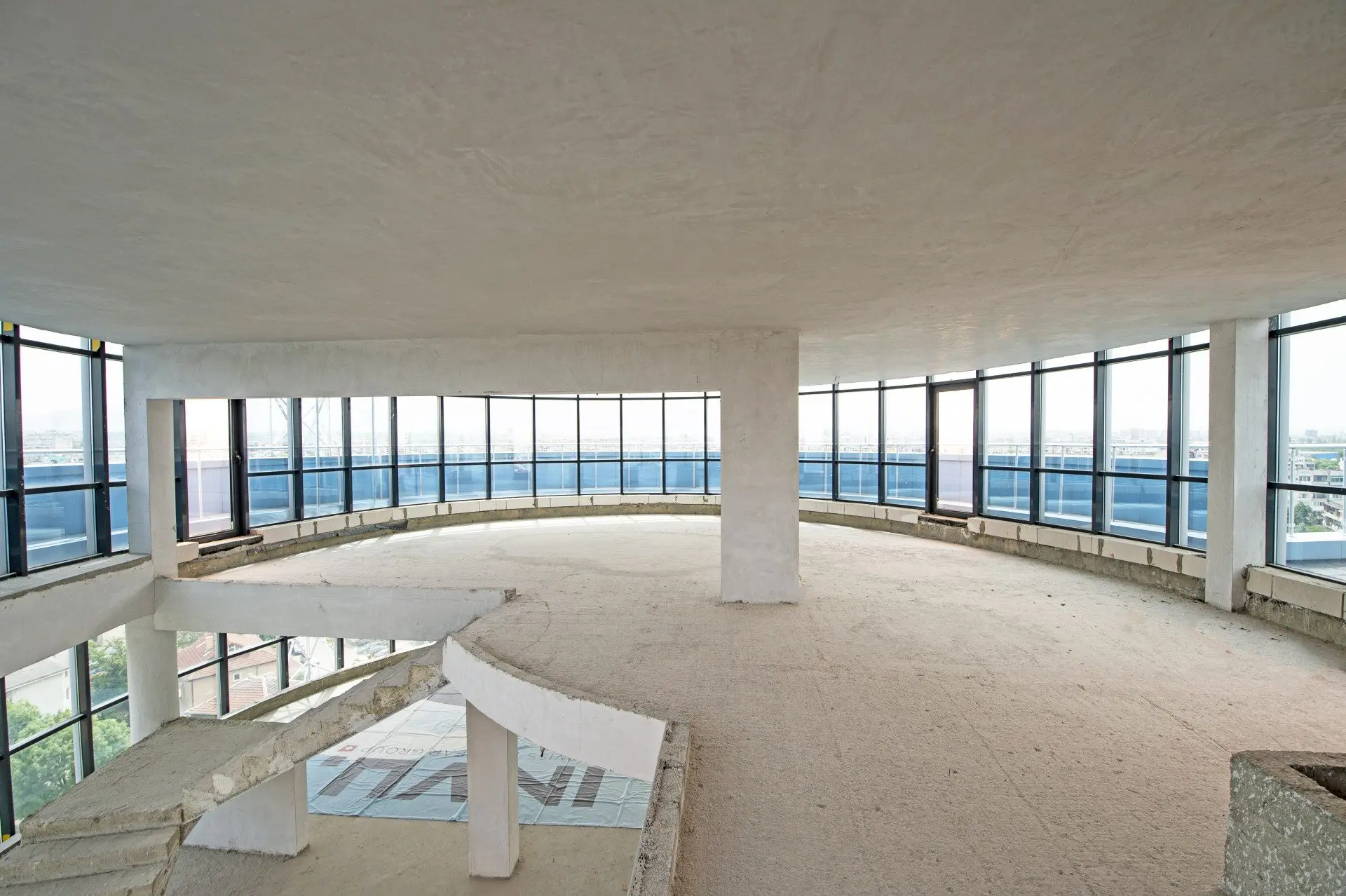 Spacious floor of a business building located in Hadji Dimitar district