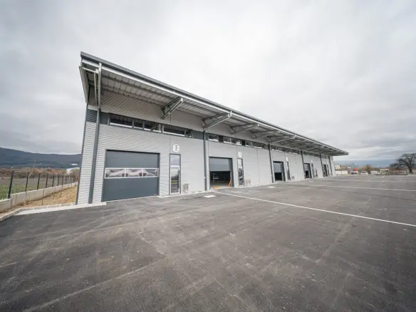 Newly built warehouse premises are for sale in the village of Lozen, at the Act 14 stage