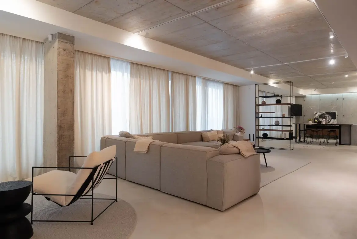 Penthouse with an infinity pool and a view of Marina Port Sozopol