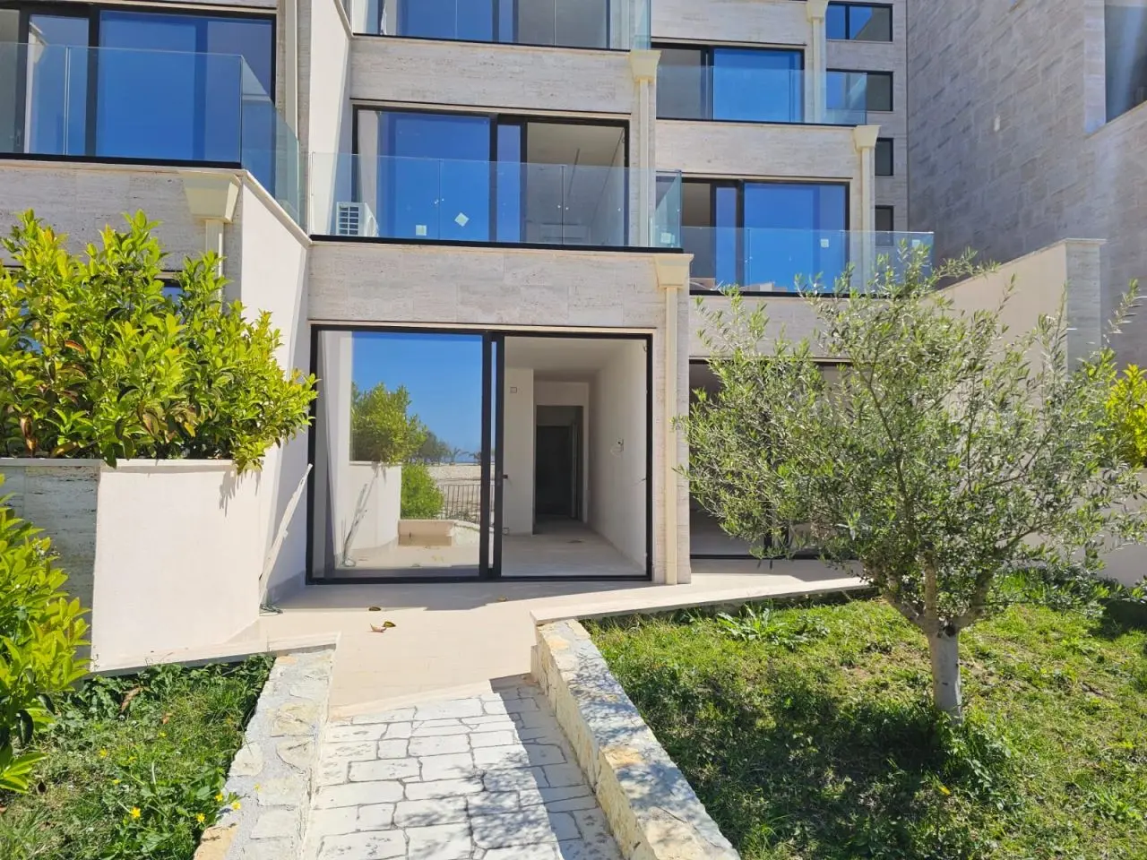 Albania Real Estate In Saranda For Sale