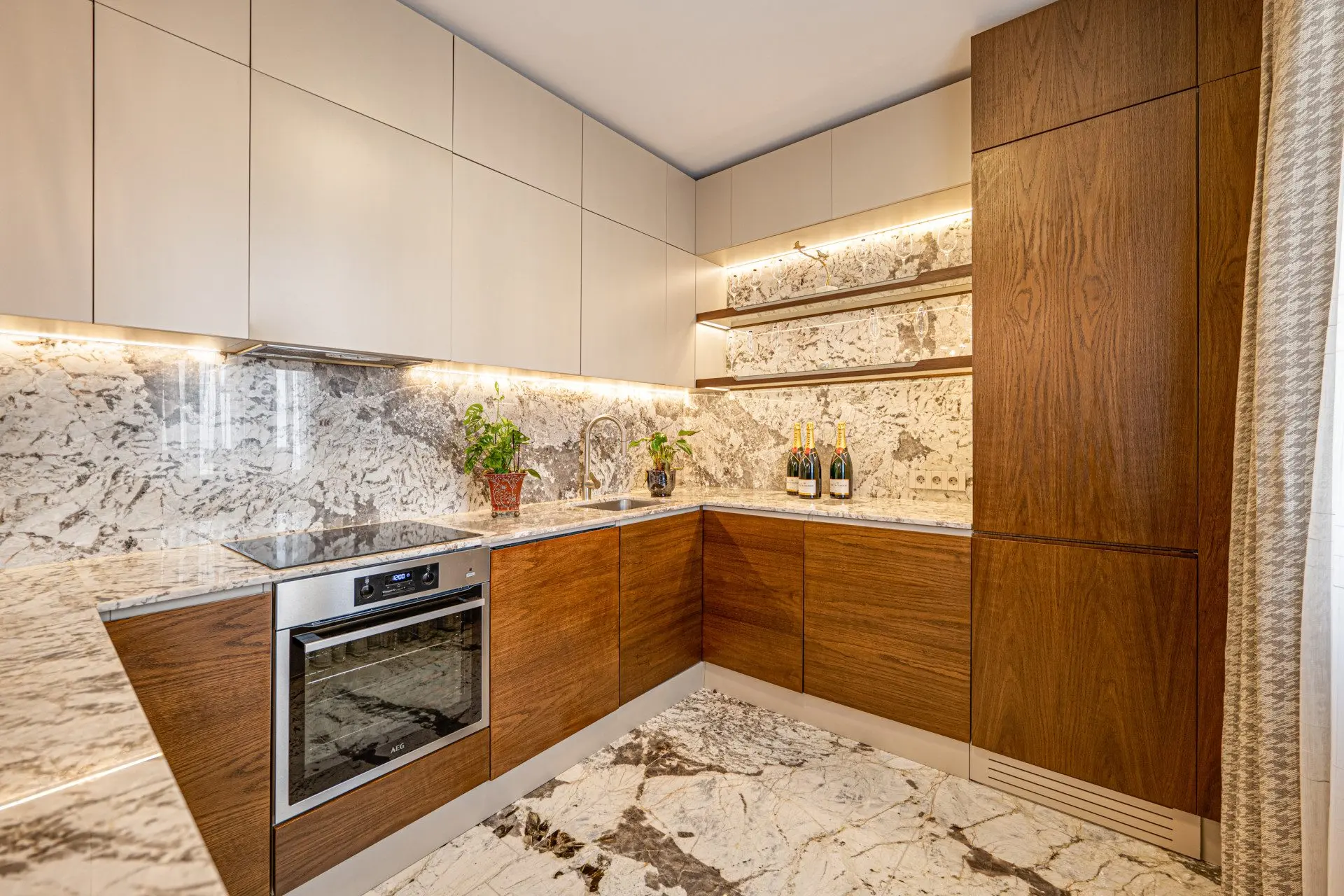 Designer three-bedroom apartment on Sofia’s prestigious Saborna street
